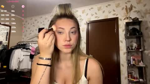 Snapshot of oletaguinyard chatting on November 21, 3:11 pm Kem online show from November 21, 3:11 pm