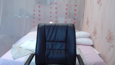 Snapshot of olgahottie chatting on September 20, 10:00 pm OlgaHottie online show from September 20, 10:00 pm