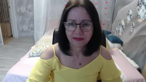 Snapshot of olgahottie chatting on March 6, 11:45 pm OlgaHottie online show from March 6, 11:45 pm