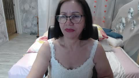 Snapshot of olgahottie chatting on April 10, 1:22 am OlgaHottie online show from April 10, 1:22 am