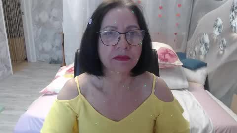 Snapshot of olgahottie chatting on April 12, 11:32 pm OlgaHottie online show from April 12, 11:32 pm