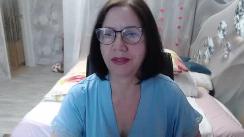 Snapshot of olgahottie chatting on April 16, 11:29 pm OlgaHottie online show from April 16, 11:29 pm
