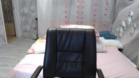 Snapshot of olgahottie chatting on April 25, 11:57 pm OlgaHottie online show from April 25, 11:57 pm