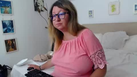 Snapshot of olgapavlova chatting on August 4, 7:44 am Olga Pavlova online show from August 4, 7:44 am