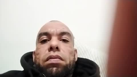 Snapshot of olililii chatting on December 3, 1:02 am Chupapo online show from December 3, 1:02 am