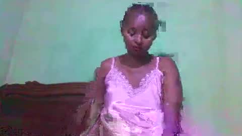 Snapshot of olinah610 chatting on October 28, 8:55 pm olinah610 online show from October 28, 8:55 pm