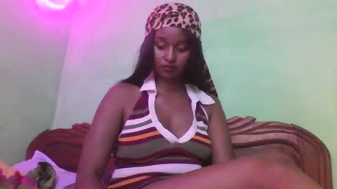 Snapshot of olinah610 chatting on November 21, 11:31 am olinah610 online show from November 21, 11:31 am