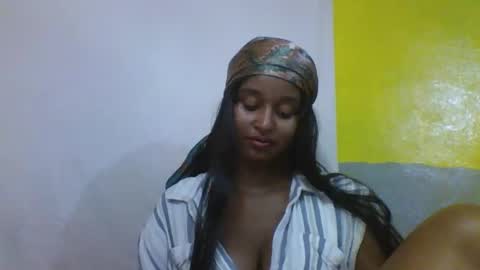 olinah610 online show from February 2, 8:35 am