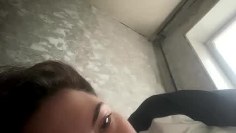 Snapshot of olivepeach chatting on December 3, 7:43 am Oil online show from December 3, 7:43 am