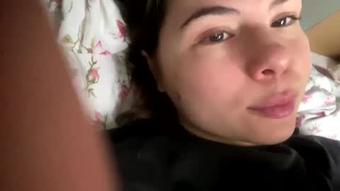 Snapshot of olivepeach chatting on December 26, 9:44 am Oil online show from December 26, 9:44 am