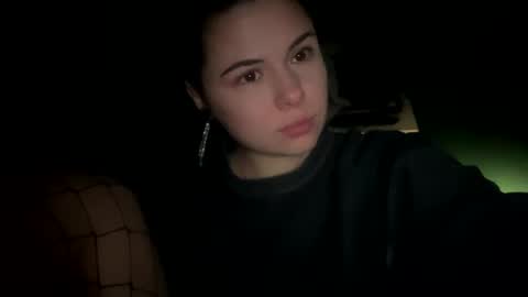 Snapshot of olivepeach chatting on January 8, 11:30 pm Oil online show from January 8, 11:30 pm