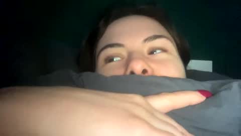 Snapshot of olivepeach chatting on January 30, 12:37 pm Oil online show from January 30, 12:37 pm