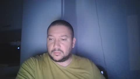 Snapshot of oliver841119 chatting on July 27, 10:28 pm Oliver84 online show from July 27, 10:28 pm