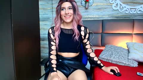 Oliver  online show from March 8, 9:08 pm