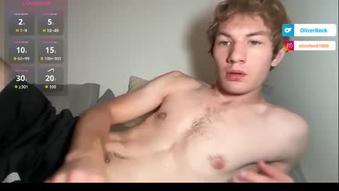 Snapshot of oliver_beck chatting on July 17, 3:46 am Oliver Beck online show from July 17, 3:46 am