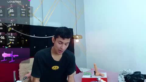 Snapshot of oliver_king_sex chatting on January 4, 4:54 pm Oliver Smith online show from January 4, 4:54 pm