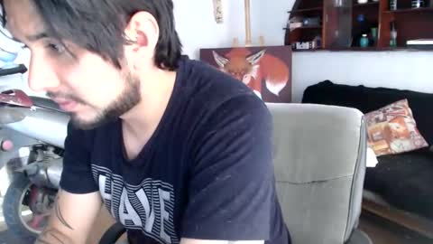 oliver_laid_2023 online show from May 16, 7:34 pm