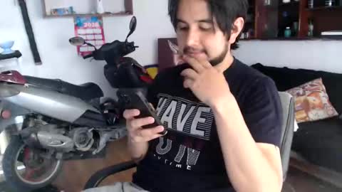 oliver_laid_2023 online show from May 16, 8:07 pm