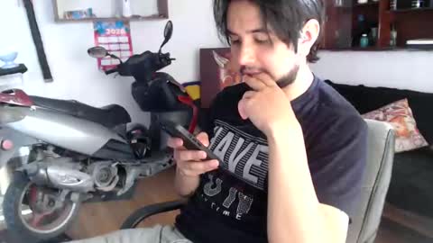 oliver_laid_2023 online show from May 16, 8:18 pm