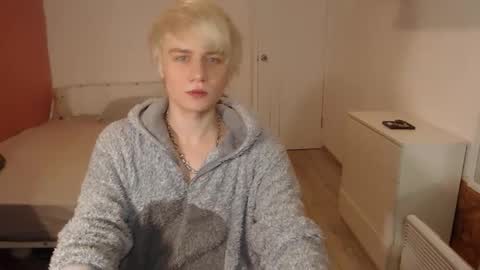 Oliver online show from December 23, 1:14 am