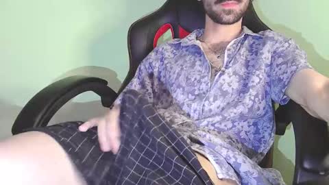 Oliver online show from February 5, 2:54 pm