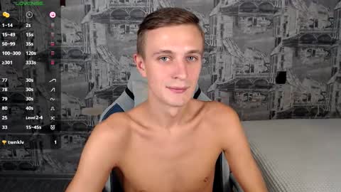 Snapshot of oliverfresh chatting on November 17, 9:59 am Oliver online show from November 17, 9:59 am