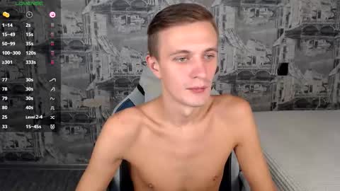 Snapshot of oliverfresh chatting on November 20, 9:20 am Oliver online show from November 20, 9:20 am