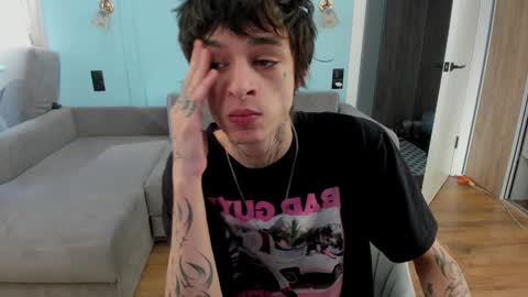 oliverrgroove online show from January 13, 8:37 am