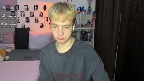 oliver online show from November 30, 1:53 am