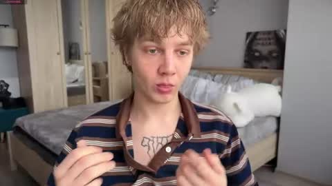 Snapshot of olivertasty chatting on July 8, 3:16 pm oliver online show from July 8, 3:16 pm