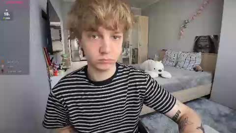 Snapshot of olivertasty chatting on July 28, 12:48 pm oliver online show from July 28, 12:48 pm