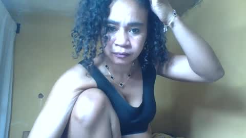 Snapshot of olivia9794 chatting on July 1, 11:23 am olivia9794 online show from July 1, 11:23 am