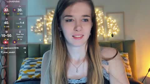 Olivia online show from May 6, 4:45 pm