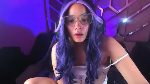  OLIVIA  online show from March 4, 6:37 am