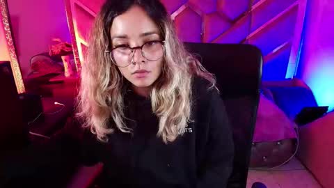  OLIVIA  online show from November 21, 3:38 am