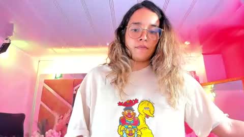 Snapshot of olivia_fox69 chatting on June 27, 12:22 pm OLIVIA online show from June 27, 12:22 pm