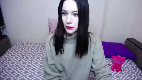 olivia_graceee online show from November 15, 9:28 am