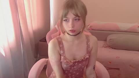 Snapshot of olivia_grr chatting on July 11, 12:08 pm Olivia online show from July 11, 12:08 pm