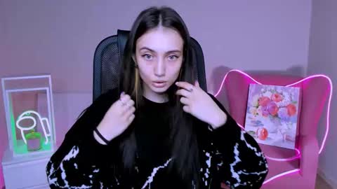 olivia_norton_ online show from November 8, 3:23 pm