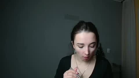 Olivia online show from February 12, 6:19 pm