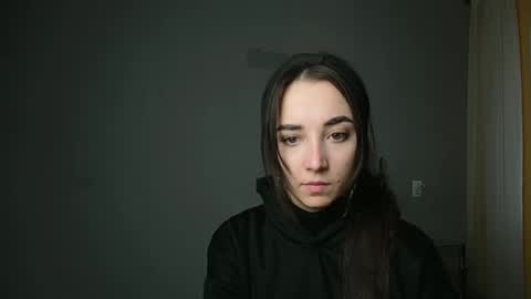 Olivia online show from February 15, 2:00 pm