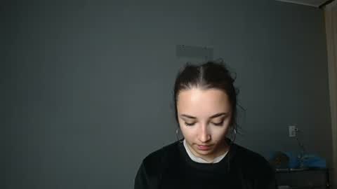 Olivia online show from September 18, 3:14 pm