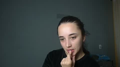 Olivia online show from October 14, 1:01 pm