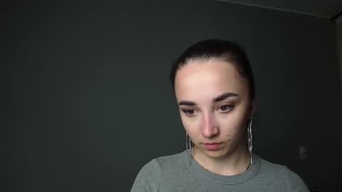 Snapshot of olivia_oliv chatting on May 11, 7:00 pm Olivia online show from May 11, 7:00 pm