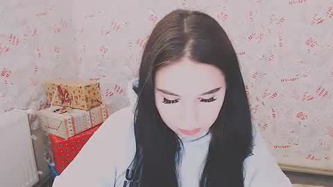 Olivia online show from February 12, 2:10 pm