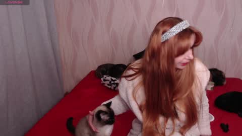 Olivia online show from December 5, 12:52 am