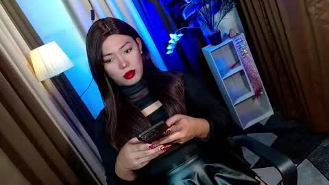 Snapshot of olivia_the_temptress27 chatting on November 17, 11:16 am Miss OLIVIA online show from November 17, 11:16 am