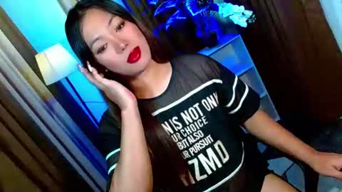 Miss OLIVIA online show from February 2, 9:08 am