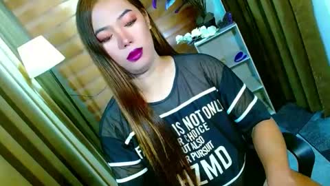 Miss OLIVIA online show from April 26, 8:23 am