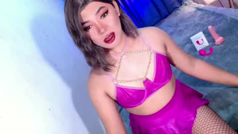 Miss OLIVIA online show from June 21, 1:41 am